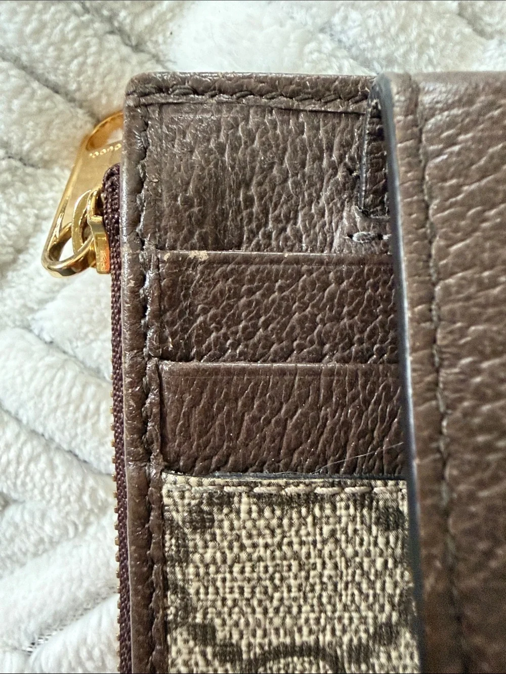 Gucci classic gg